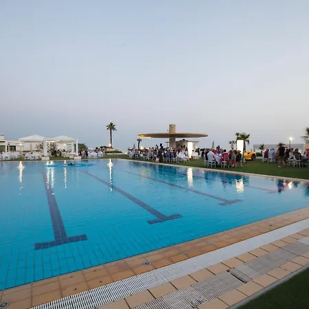 Otel Grand Pianeta 4*