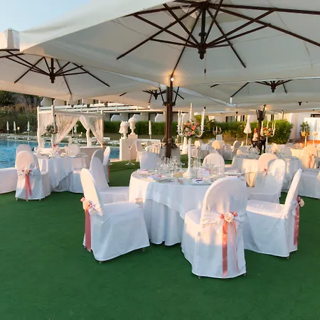 Otel Grand Pianeta 4*