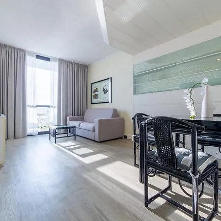 Grand Pianeta 4*