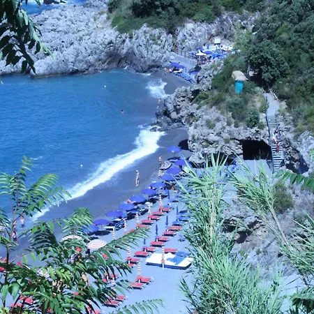 Otel Grand Pianeta 4*