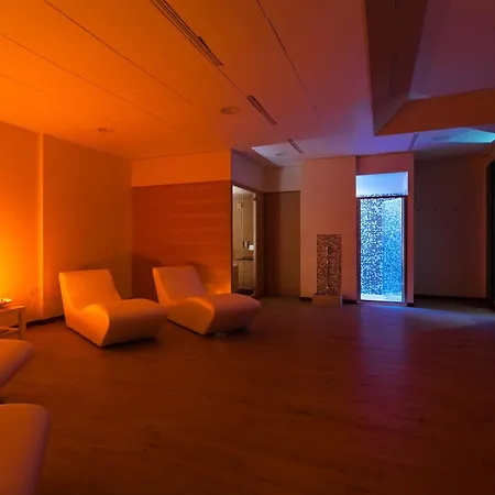 Grand Pianeta 4*