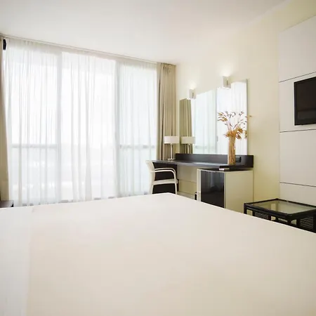 Grand Pianeta 4*